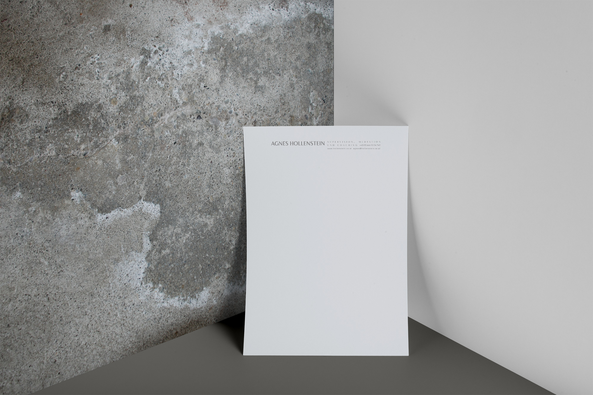Briefpapier von Agnes Hollenstein. Supervison, Mediation und Coaching. Grafikdesign von Simone Angerer.