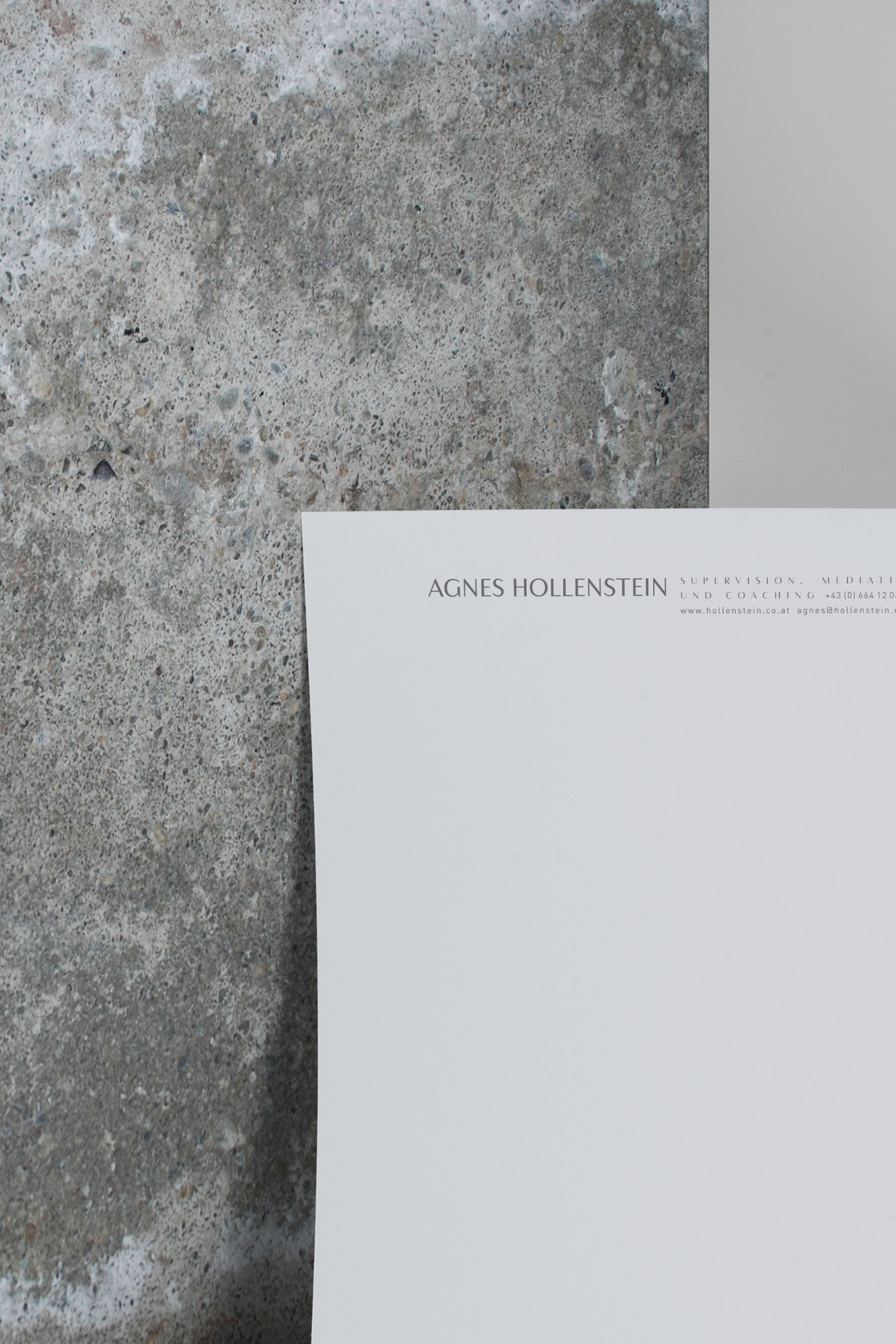 Briefpapier von Agnes Hollenstein. Supervison, Mediation und Coaching. Grafikdesign von Simone Angerer.