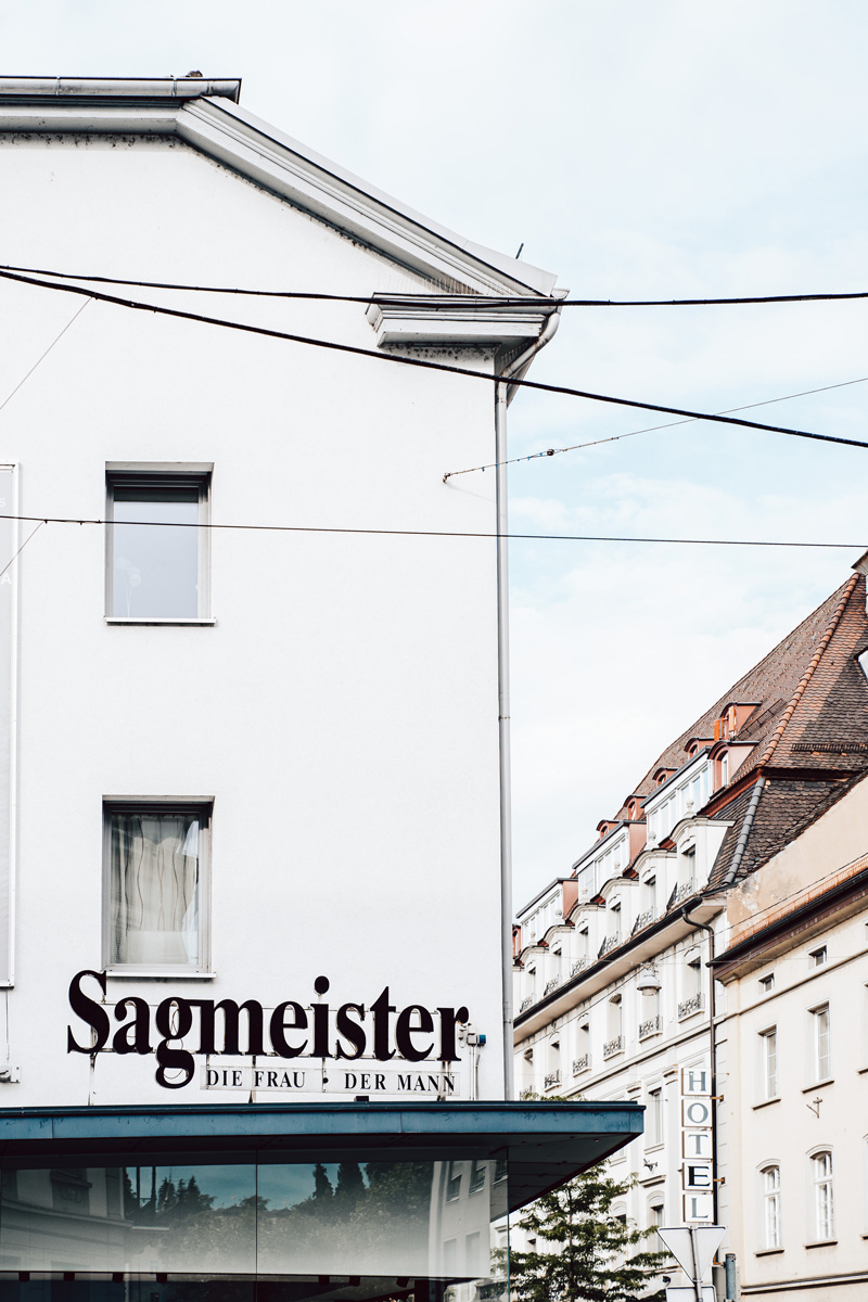 Sagmeister Herrnmode in Bregenz. Foto von Pia Pia Pia Berchtold.